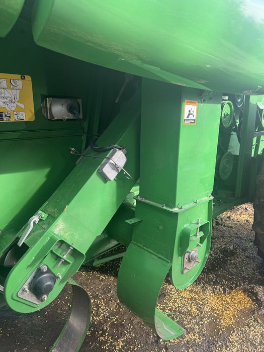 Комбайн John Deere 9650