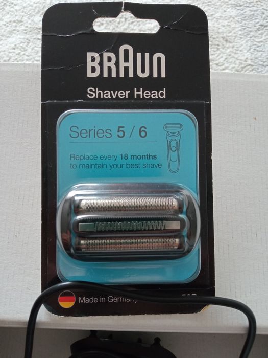 Máquina barbear Braun cabeça NOVA