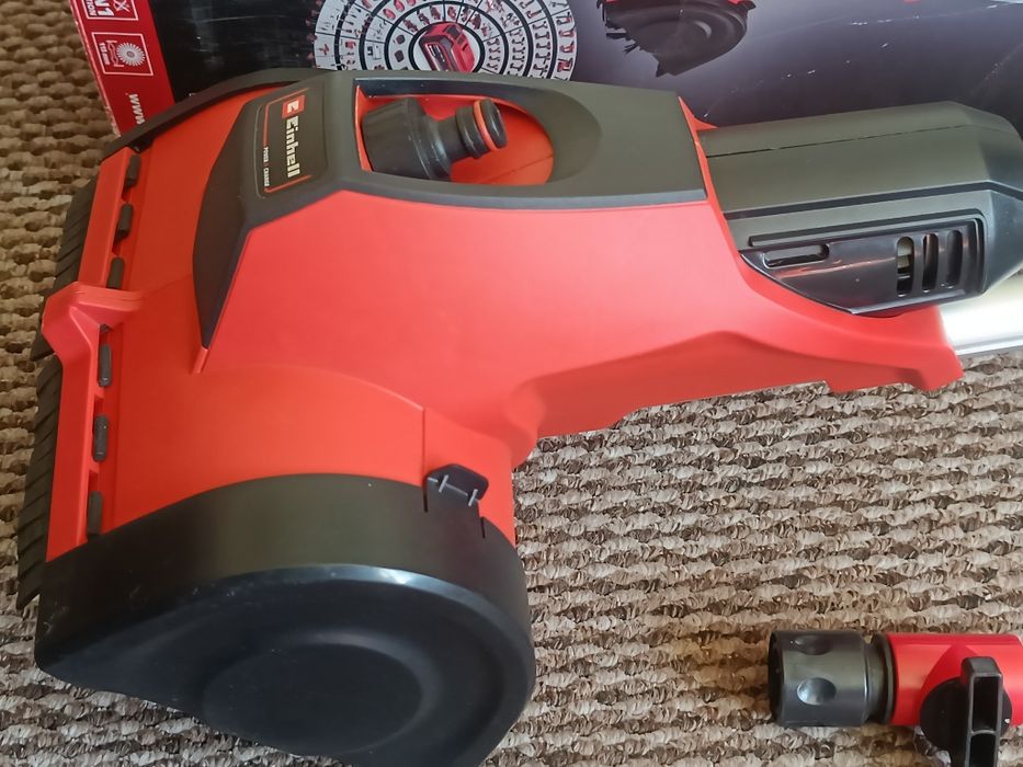 Akumulatorowe urządzenie do czyszczenia tarasów EINHELL Pikobella Solo