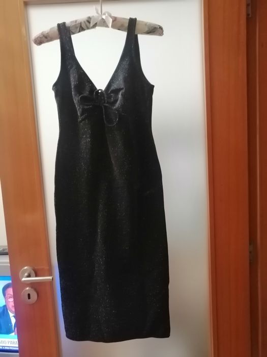 Vestidos de senhora cada 5€ tam. M