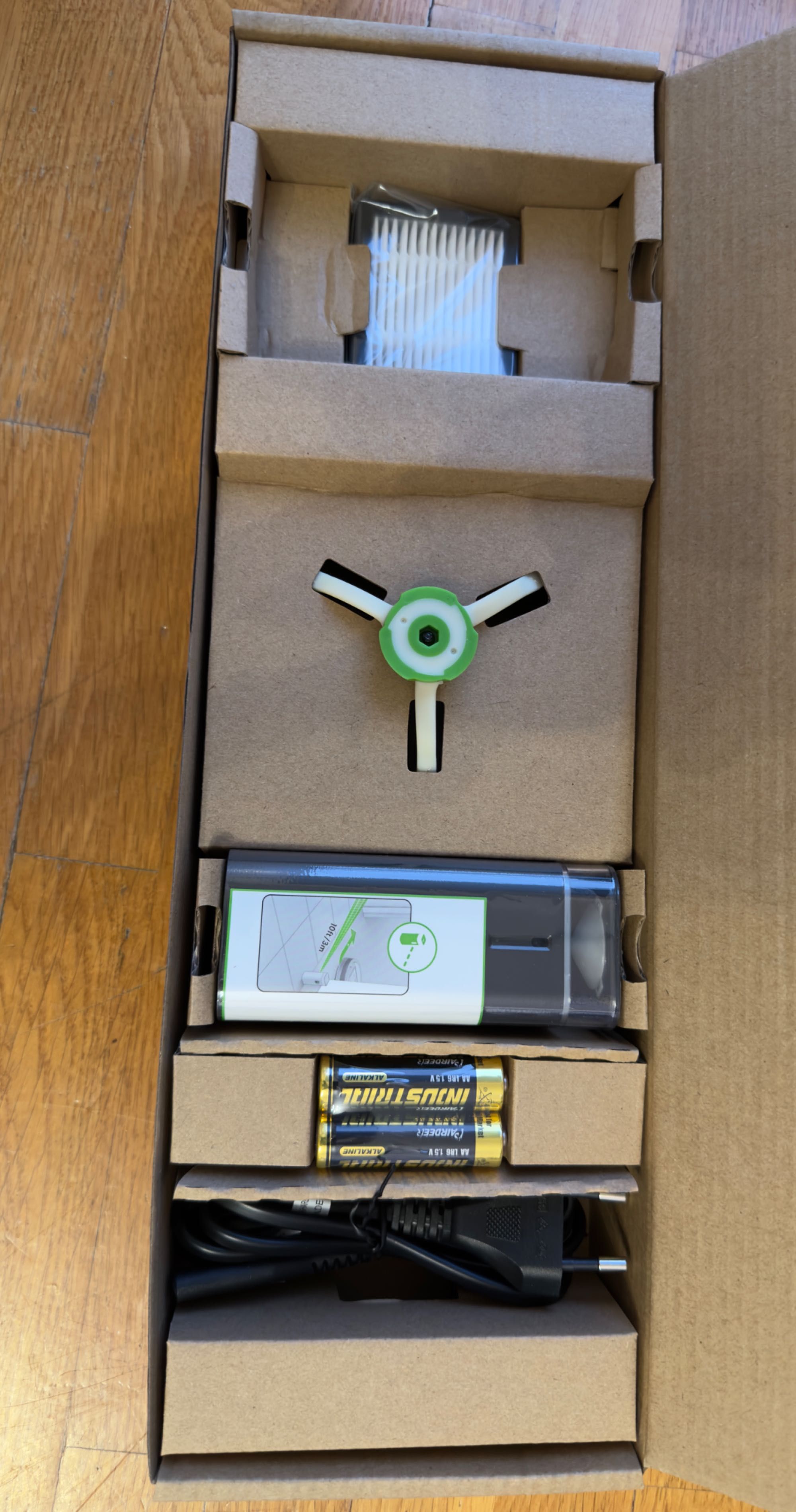 iRobot Roomba i7 – Jak Nowy, Wysoka Jakość i Funkcjonalność!