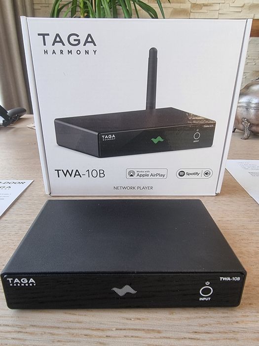 Streamer Taga Harmony