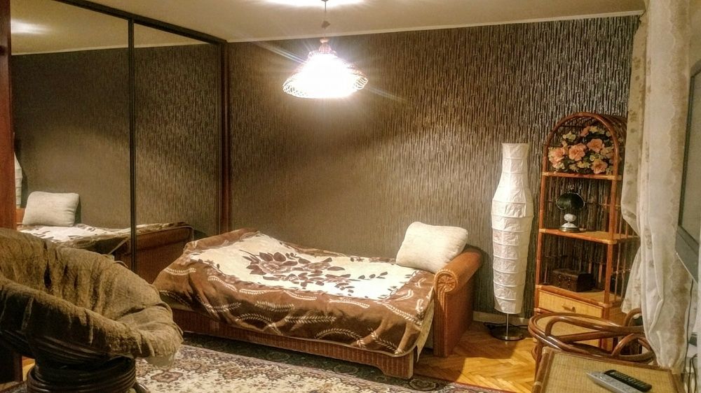 Здам подобово у Пущі-Водиці 1к.  квартиру "студіо".