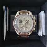 Galaktyczny Design: Omega x Swatch Saturn SO33T100