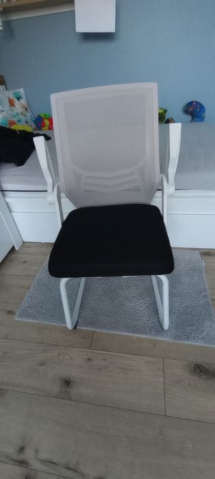 Krzesło biurowe białe NOWE