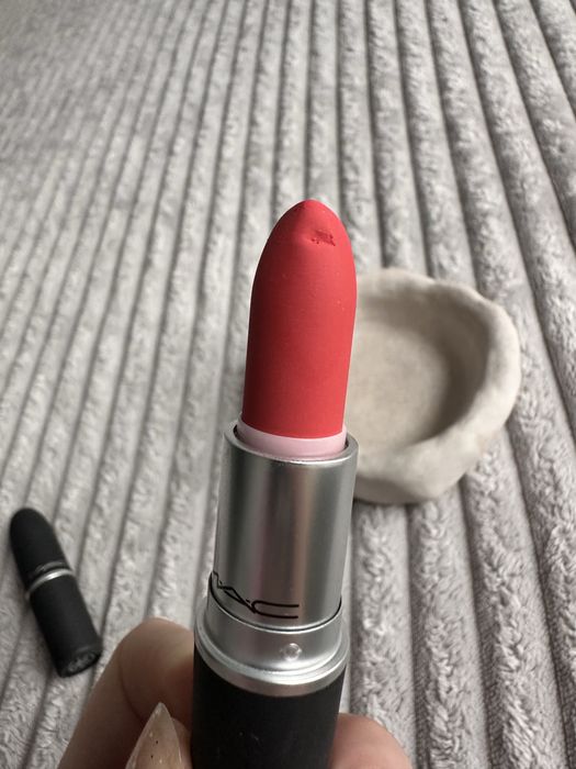 MAC powder kiss lipstick pomadka Mandarin O 308