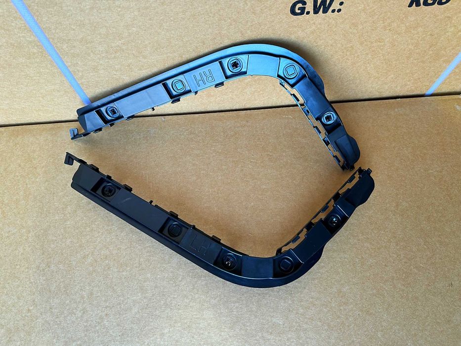 TESLA MODEL 3 Крепление заднего бампера