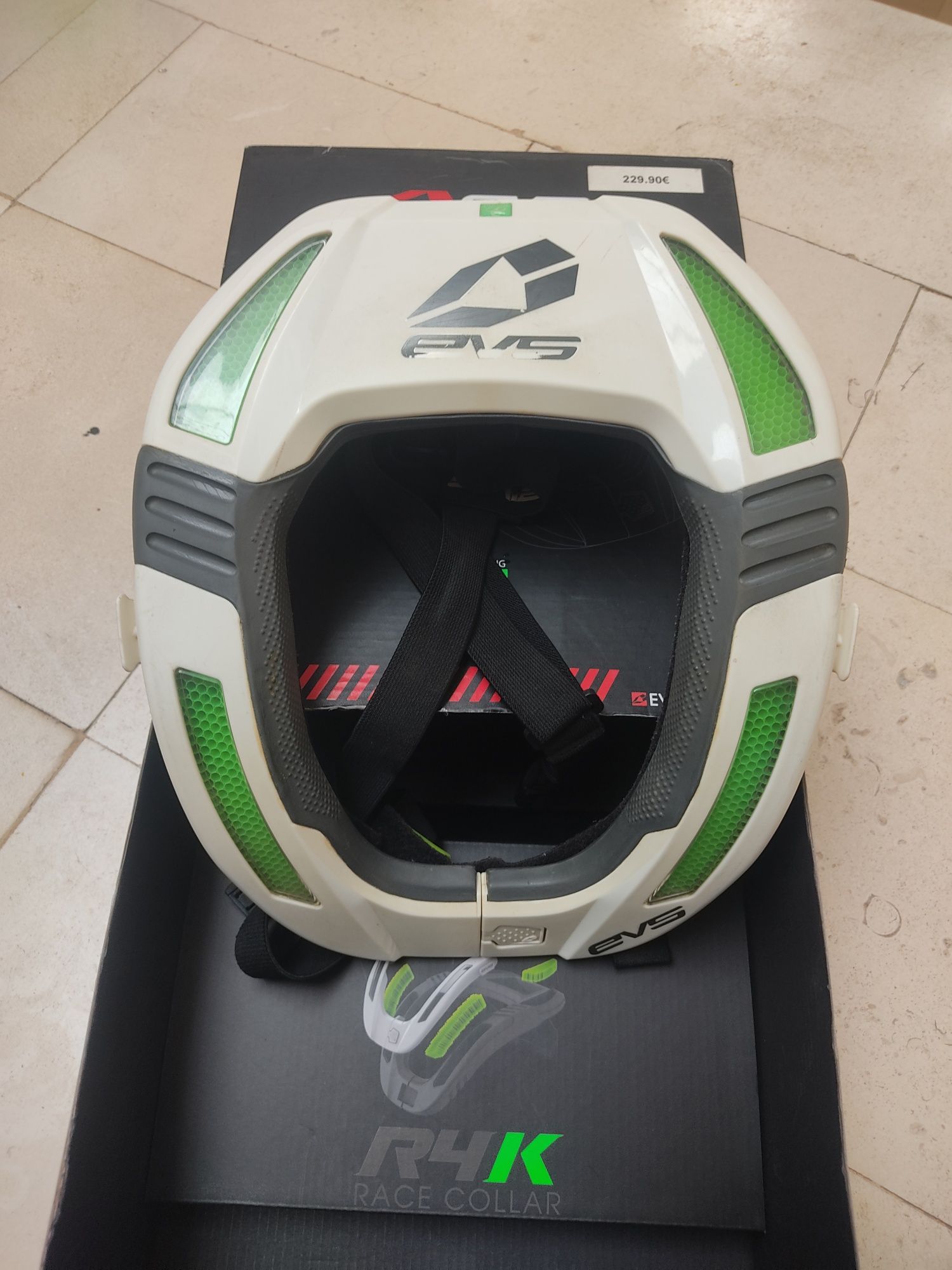 Neck brace Evs R4K