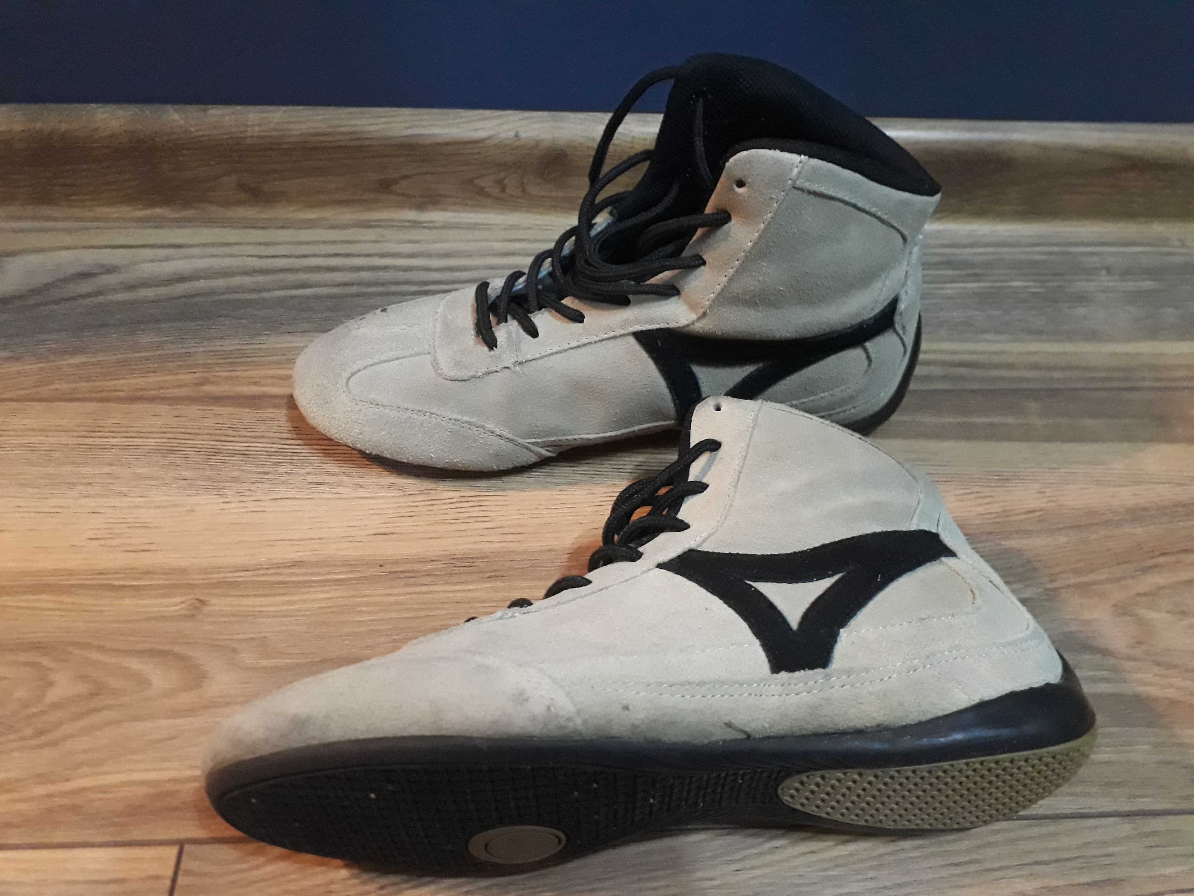 Diverse adidasy wysokie rozmiar 38