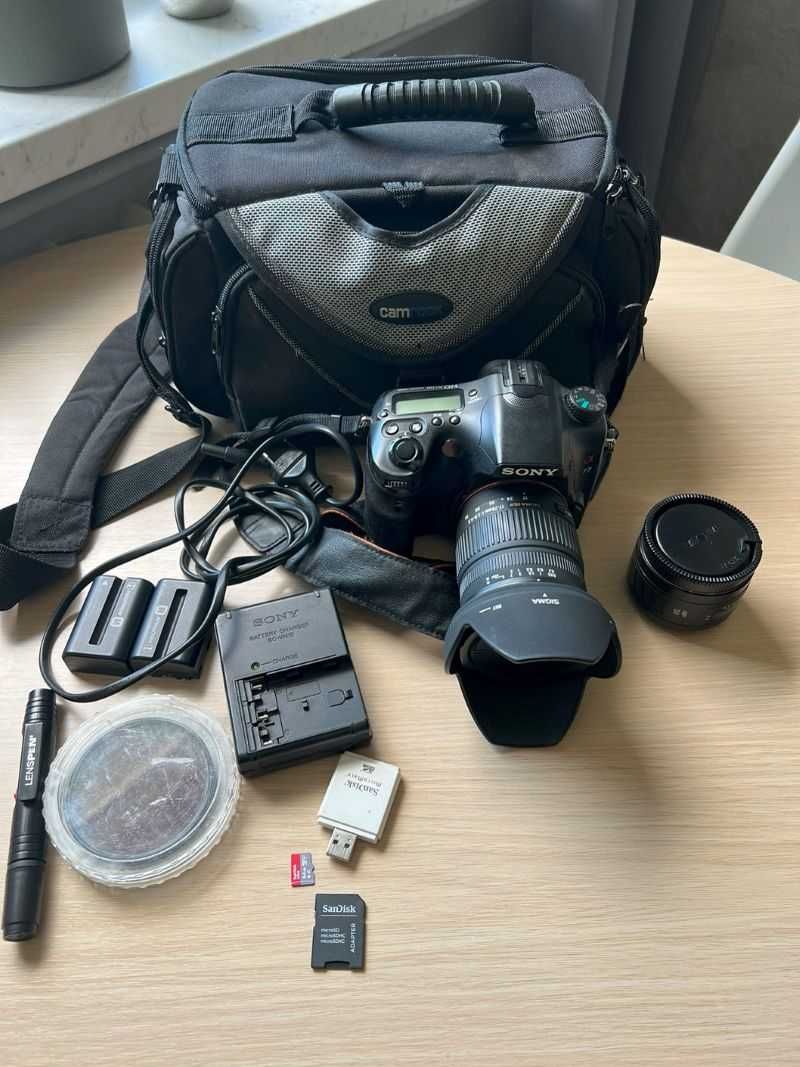Sony ALPHA SLT-A77 + dwa obiektywy