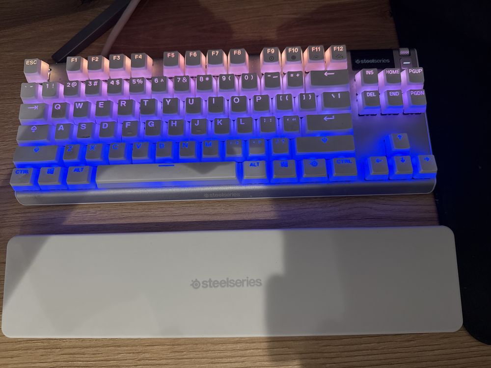Klawiatura steelseries apex 7 tkl
