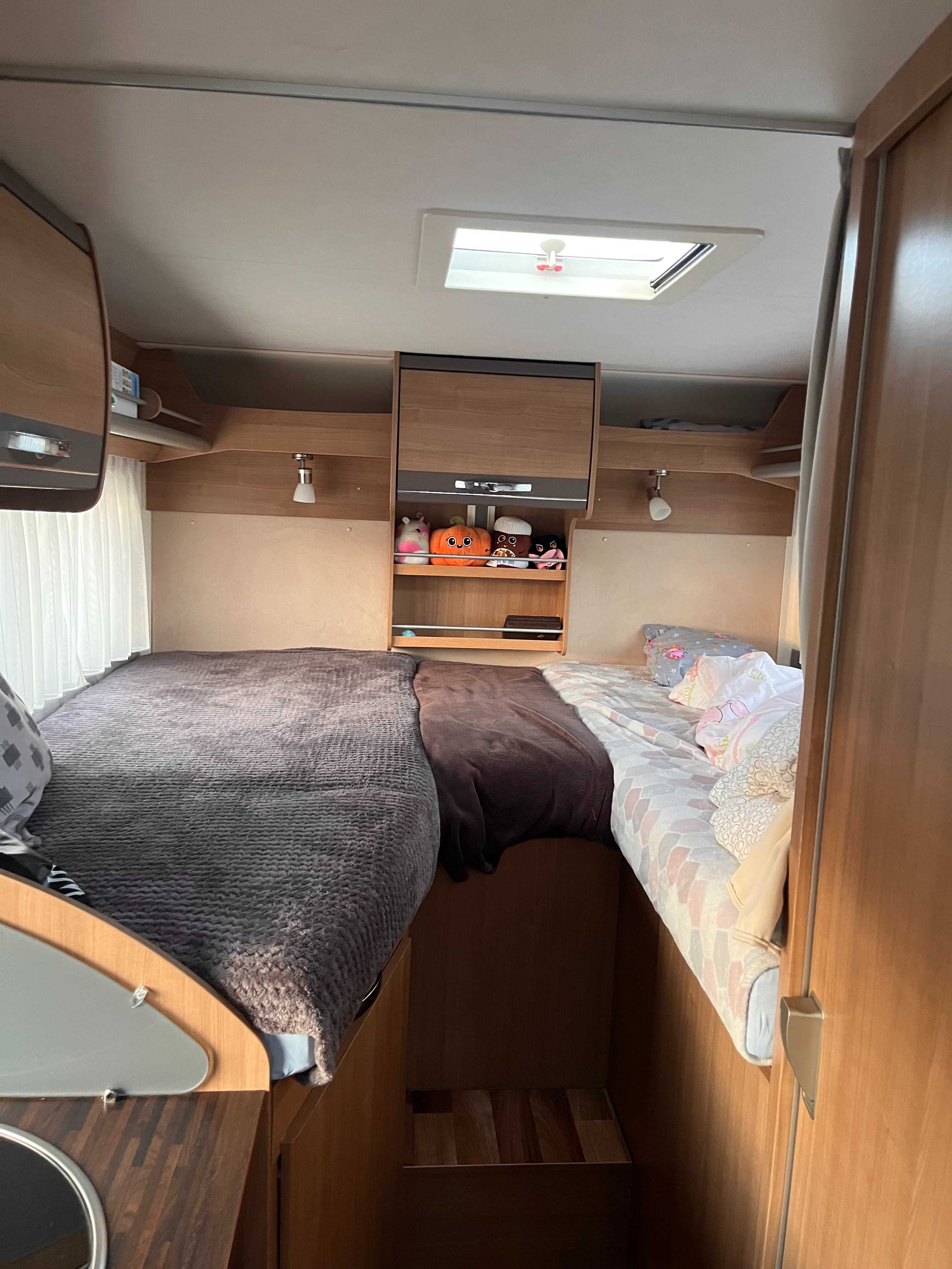 Kamper hymer  exsis 562