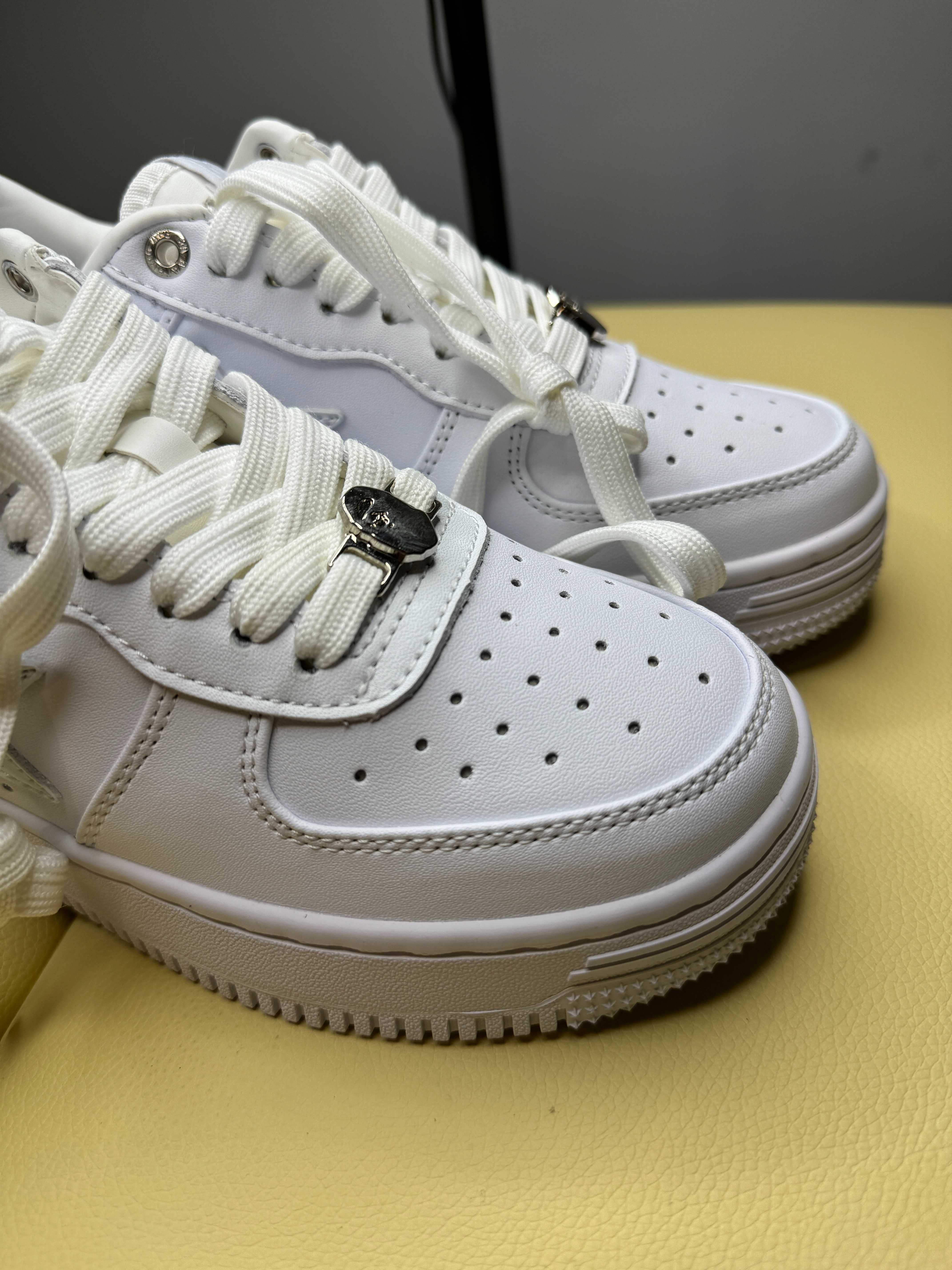 Bape Sta Low 'White', rozmiar 39