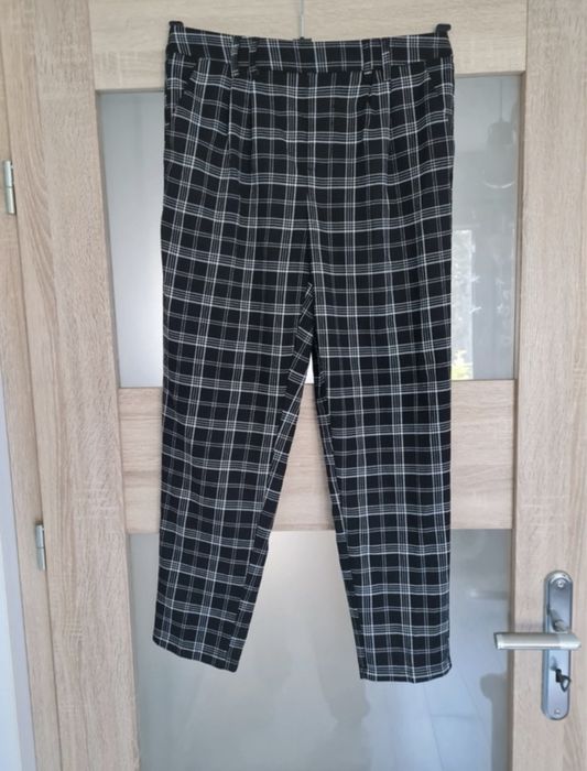Spodnie damskie Sinsay w kratę