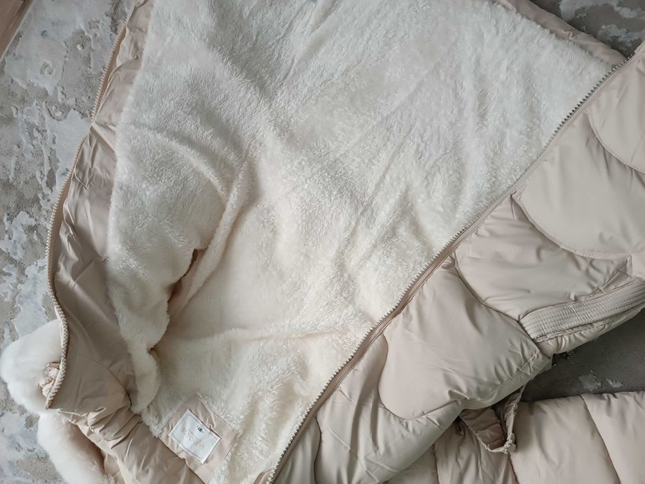 Куртка зимова 16 років