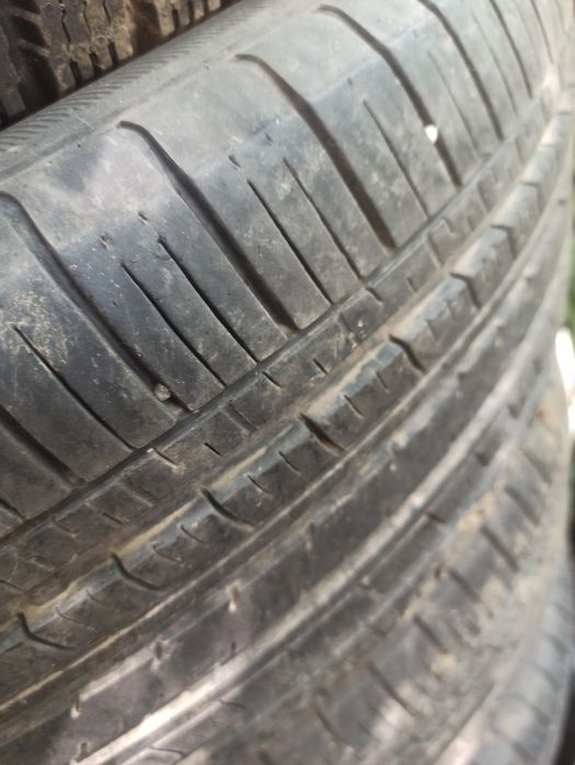 Продам резину R 18. 265-60