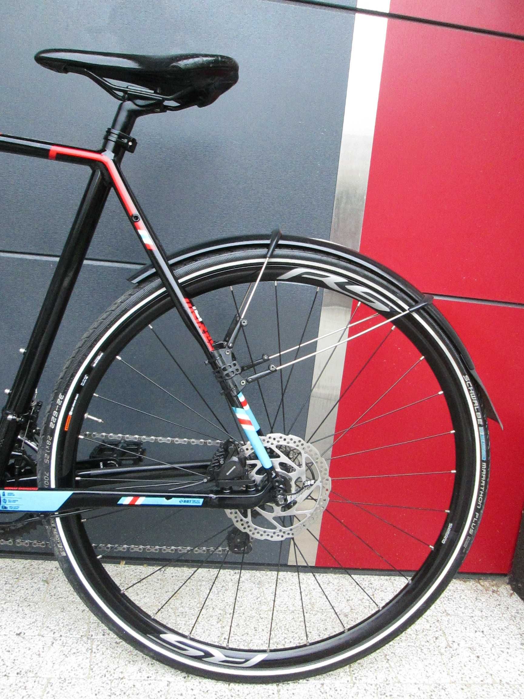 Fajny rower Gravel FOCUS Mares AL Shimano 105 hydraulika rama L 560mm