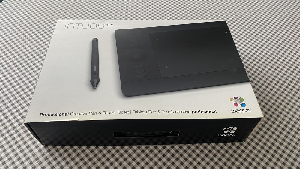 Mesa digitalizadora Wacom Intuos Pro S