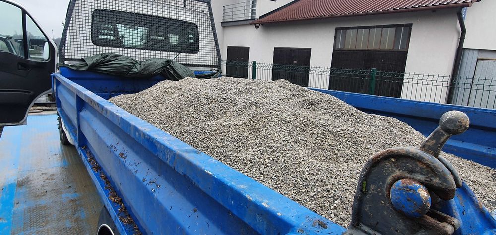 Żwir, kruszywo, podsypka, wysiewka, 0-4, 2-8, 0-16 mm, wywrotka 3,5 t