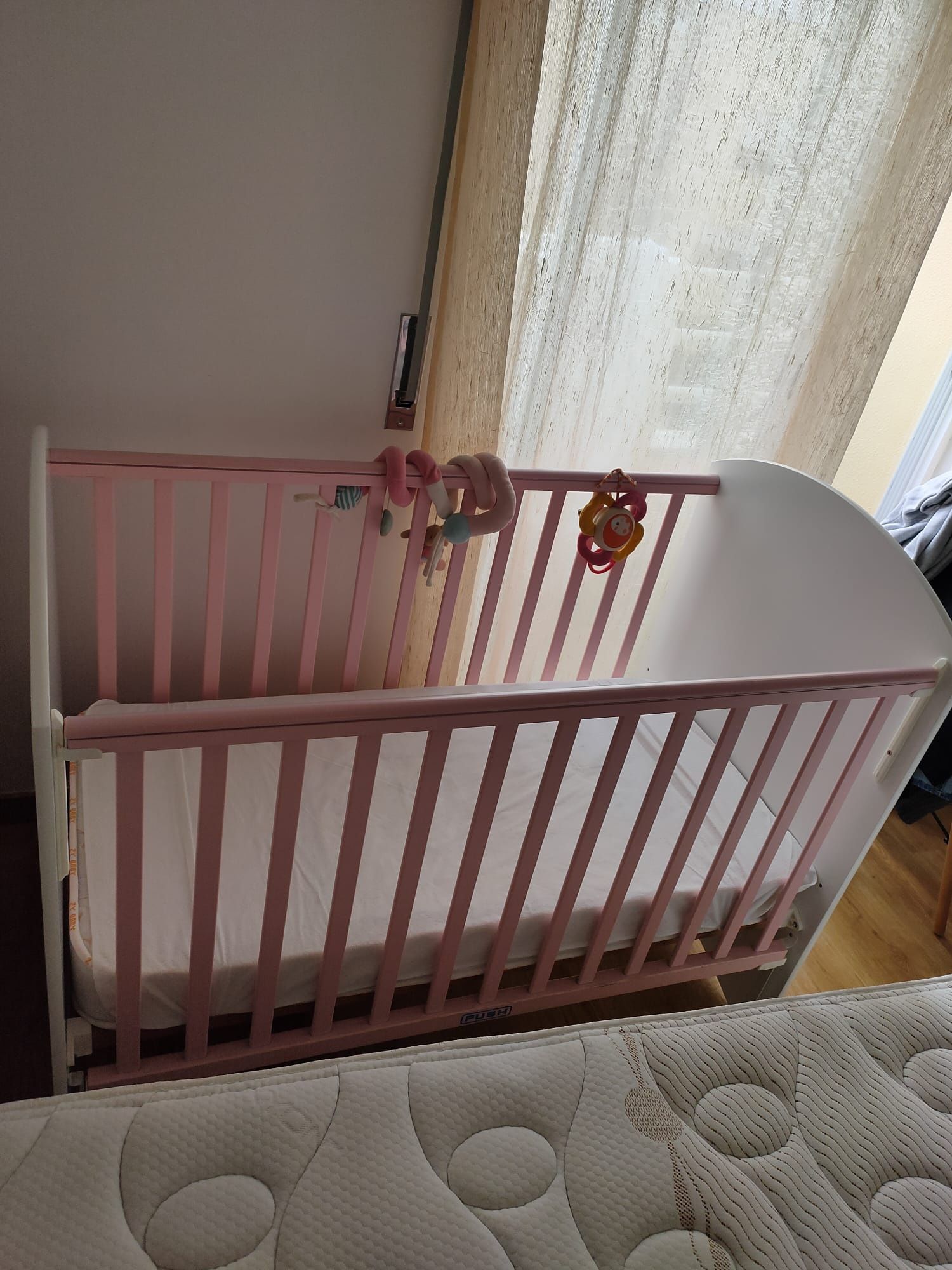 Berço / cama de bebé (sem colchão)