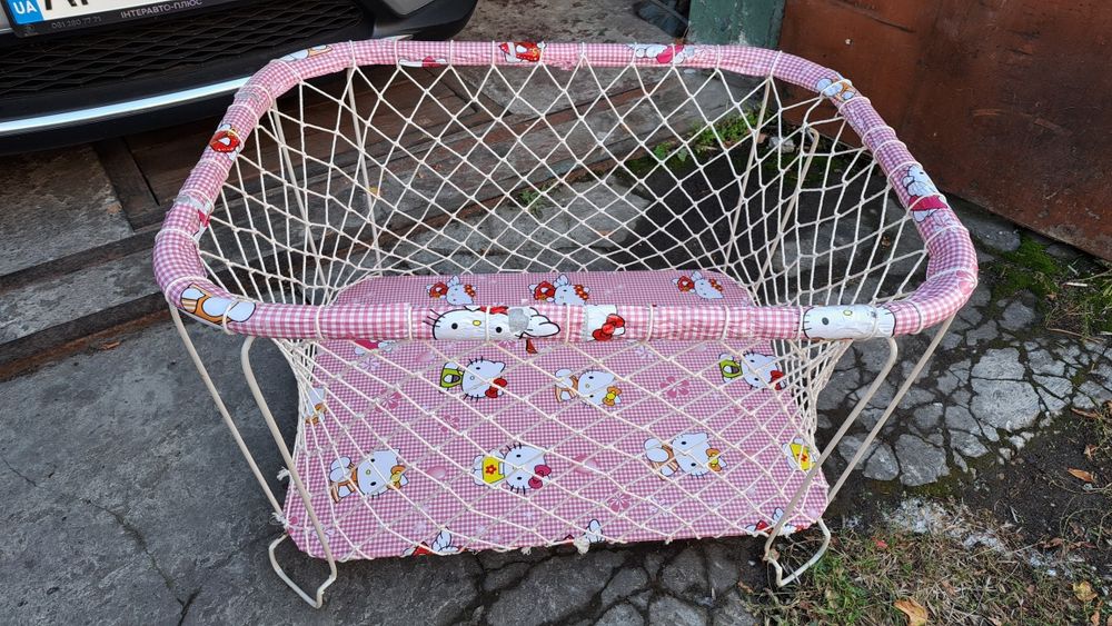 Продам дитячий манеж.