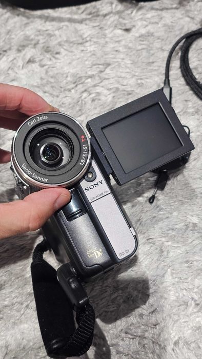 Sony Handycam DCR PC330E - Grava para cartão SD