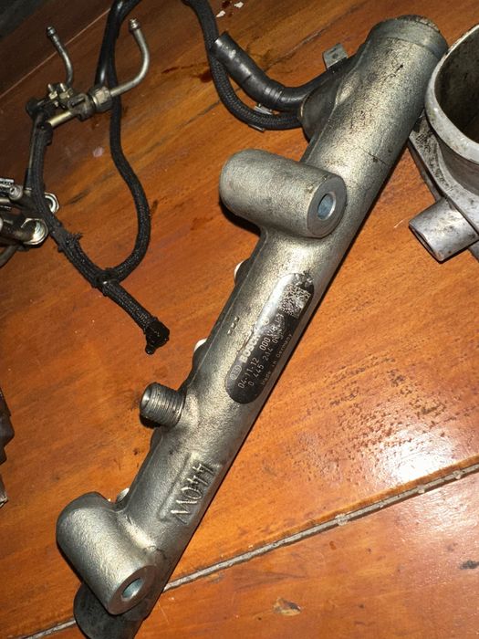 Uklad wtryskowy pompa bosch wtryski listwa konplet 1.7 Cdti dth opel