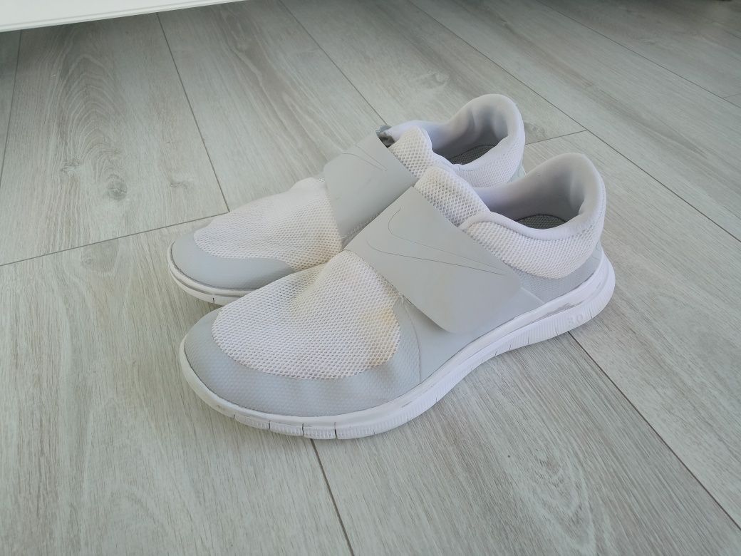 Nike Free Socfly White Sneakersy buty sportowe Streetwear Blockcore 45