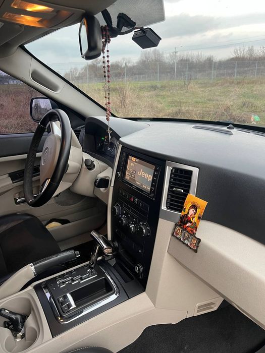 Продам  Джип Грант Широке 5.7 HEMi