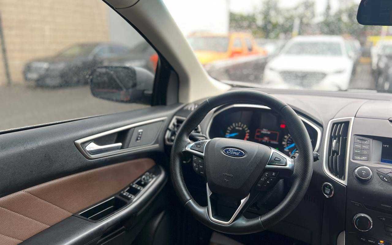 Ford Edge 2016 року