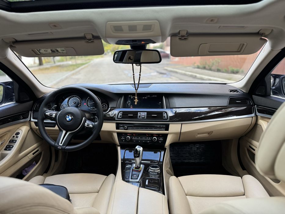 Продам .BMW 5 Series F10 (FL)
