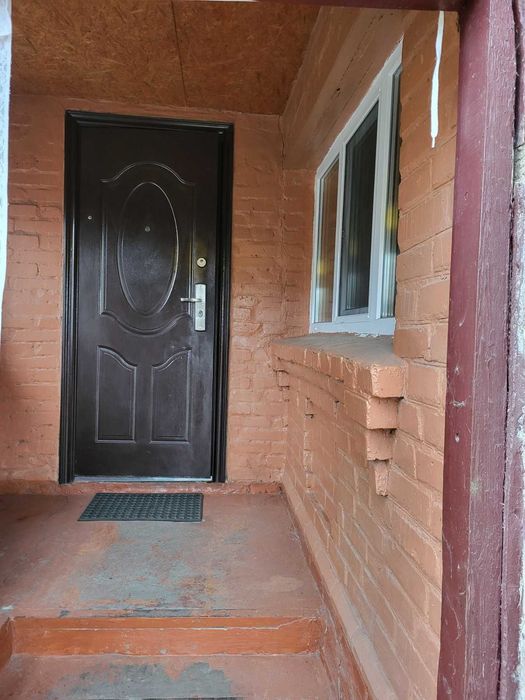 Продам добротний будинок на Лелеківці.