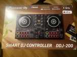 Kontroler Pioneer DDJ-200