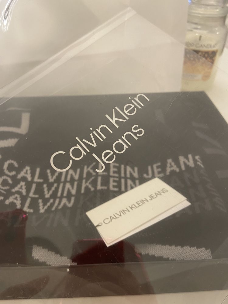 Komplet Czapka i szalik Calvin Klein