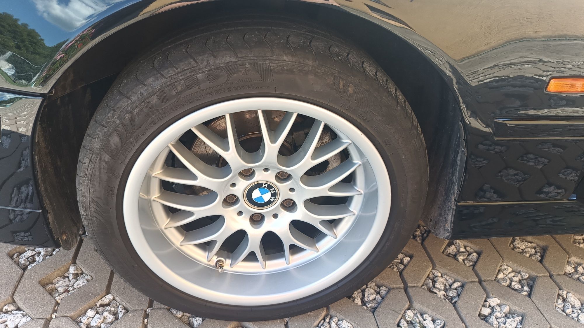 BMW E39 2.5D 2002r