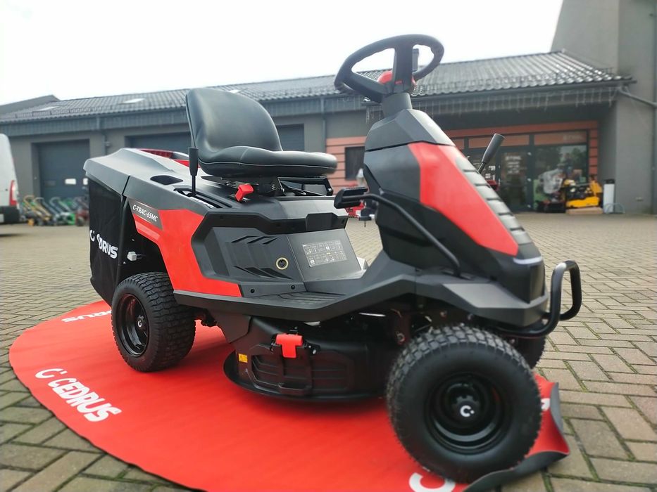 Traktorek Cedrus C-TRAC-65MC idealny na małe trawniki