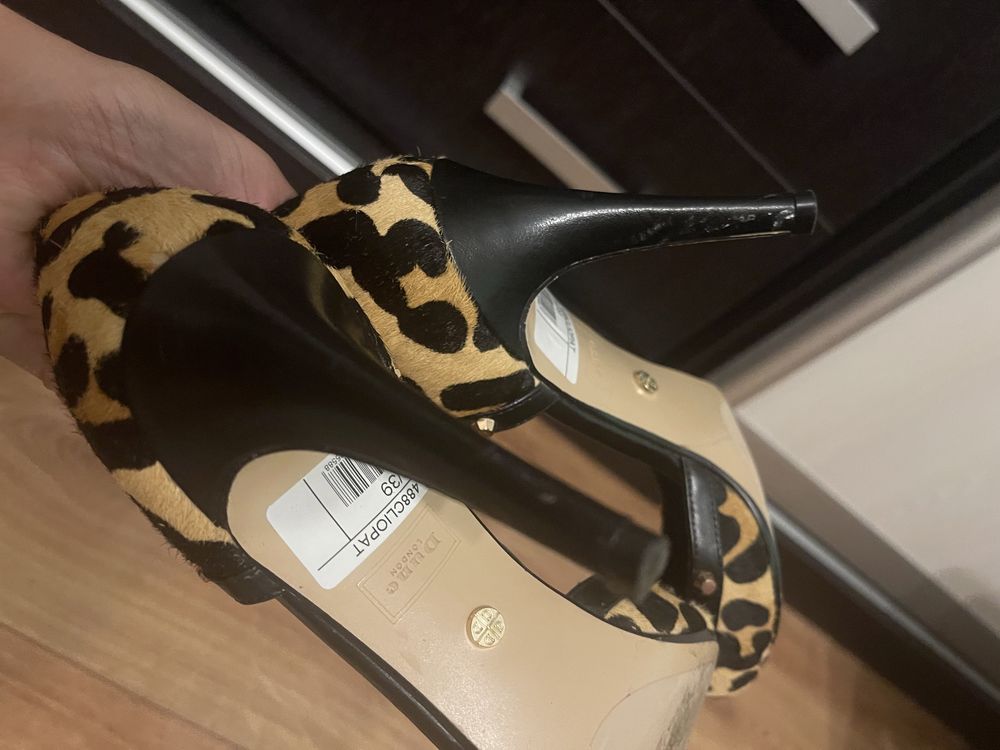 Жіночі шкіряні леопардові туфлі Dune London 39 розмір