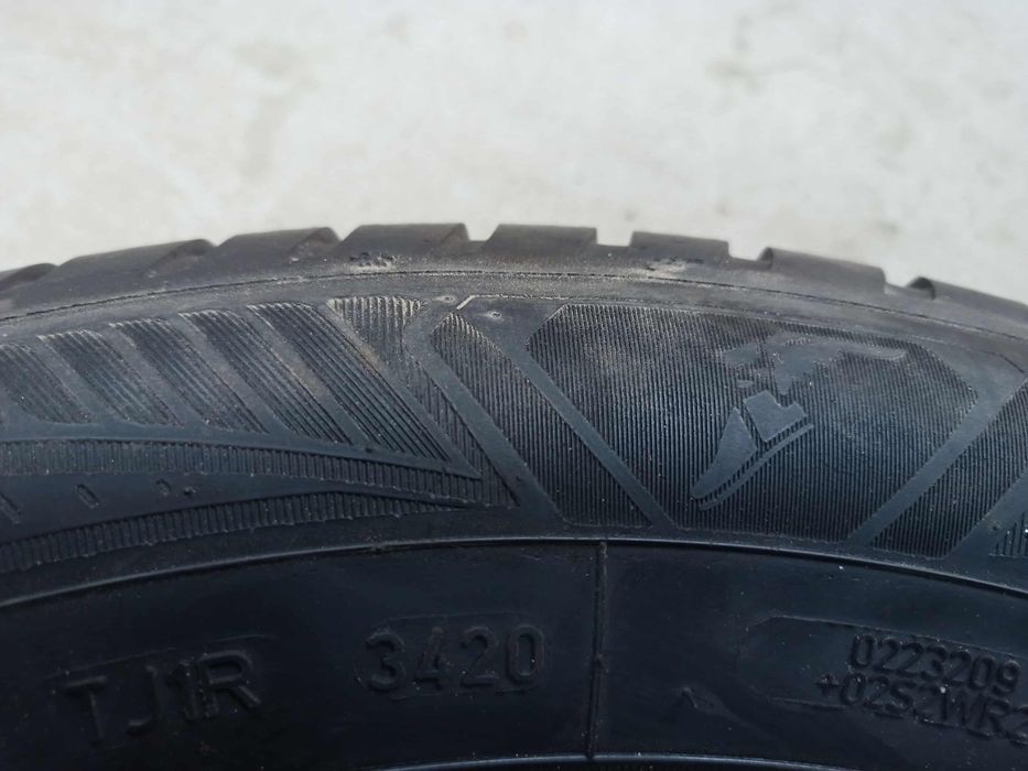 Opony wielosezonowe/całoroczne 185/65R15