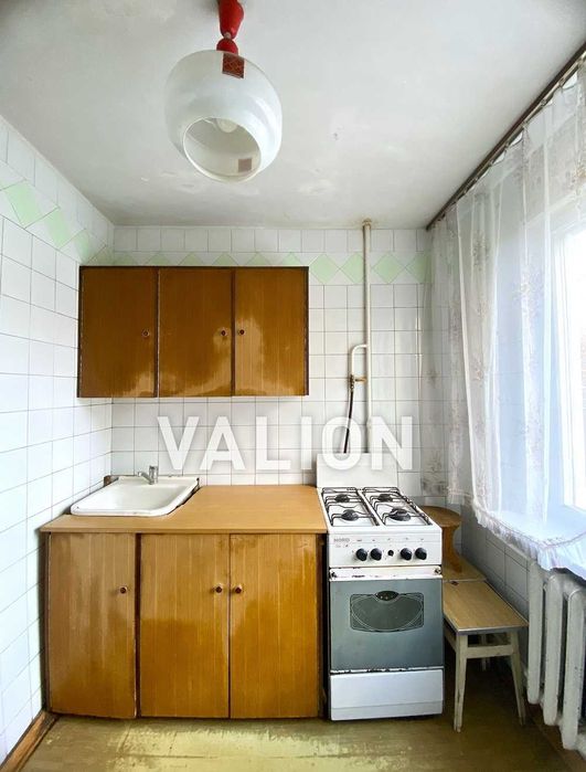 Продам без %  2-к.кв. Солом'янка, вул. Метробудівська. єВідновлення.