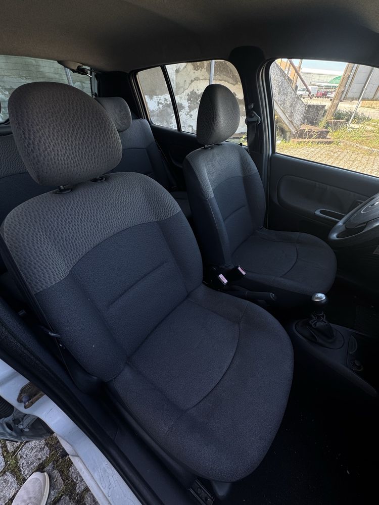 Renault Clio 1.5 Dci - 2004