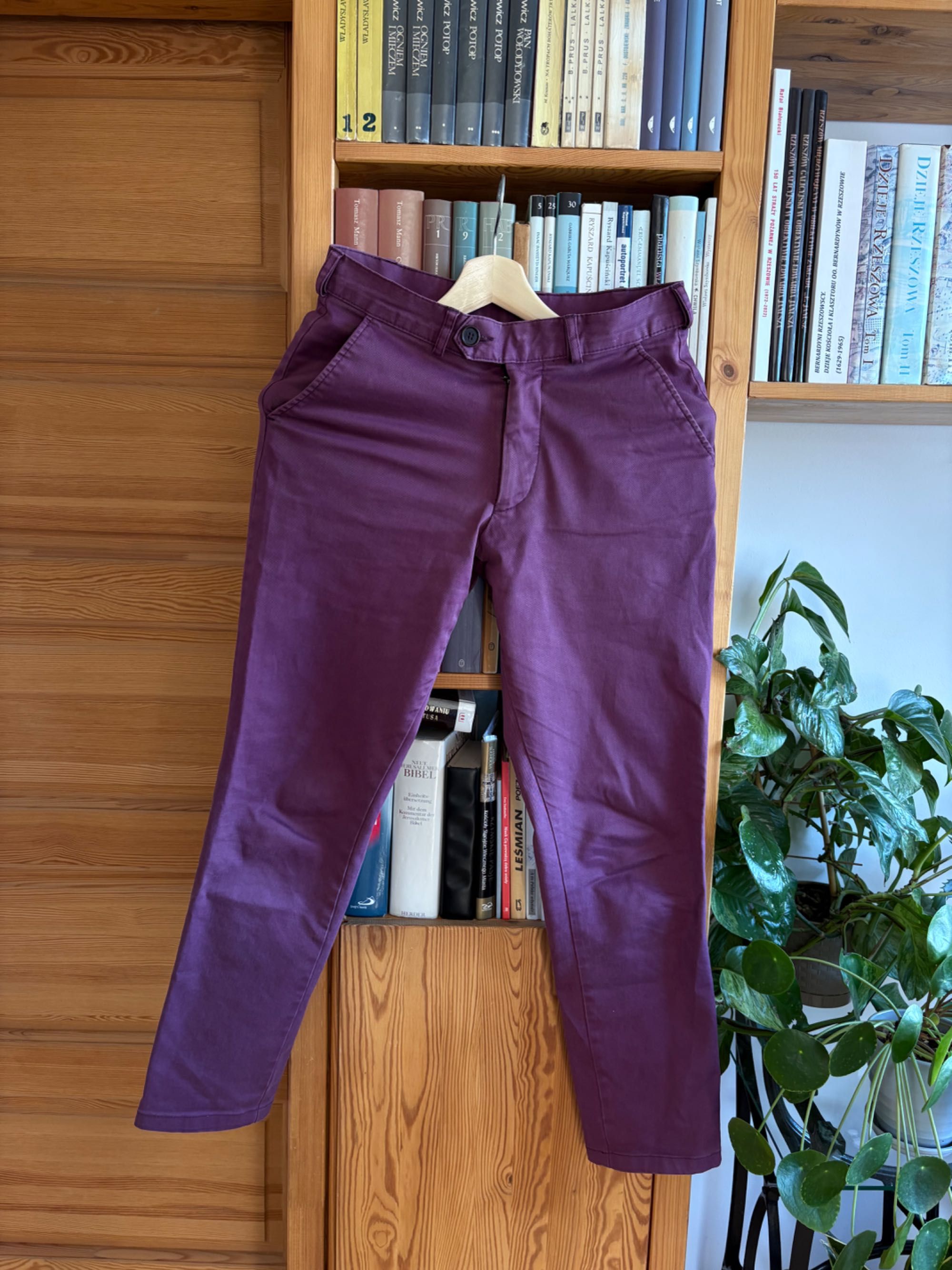Fioletowe chinosy Miler Menswear, rozm. 44