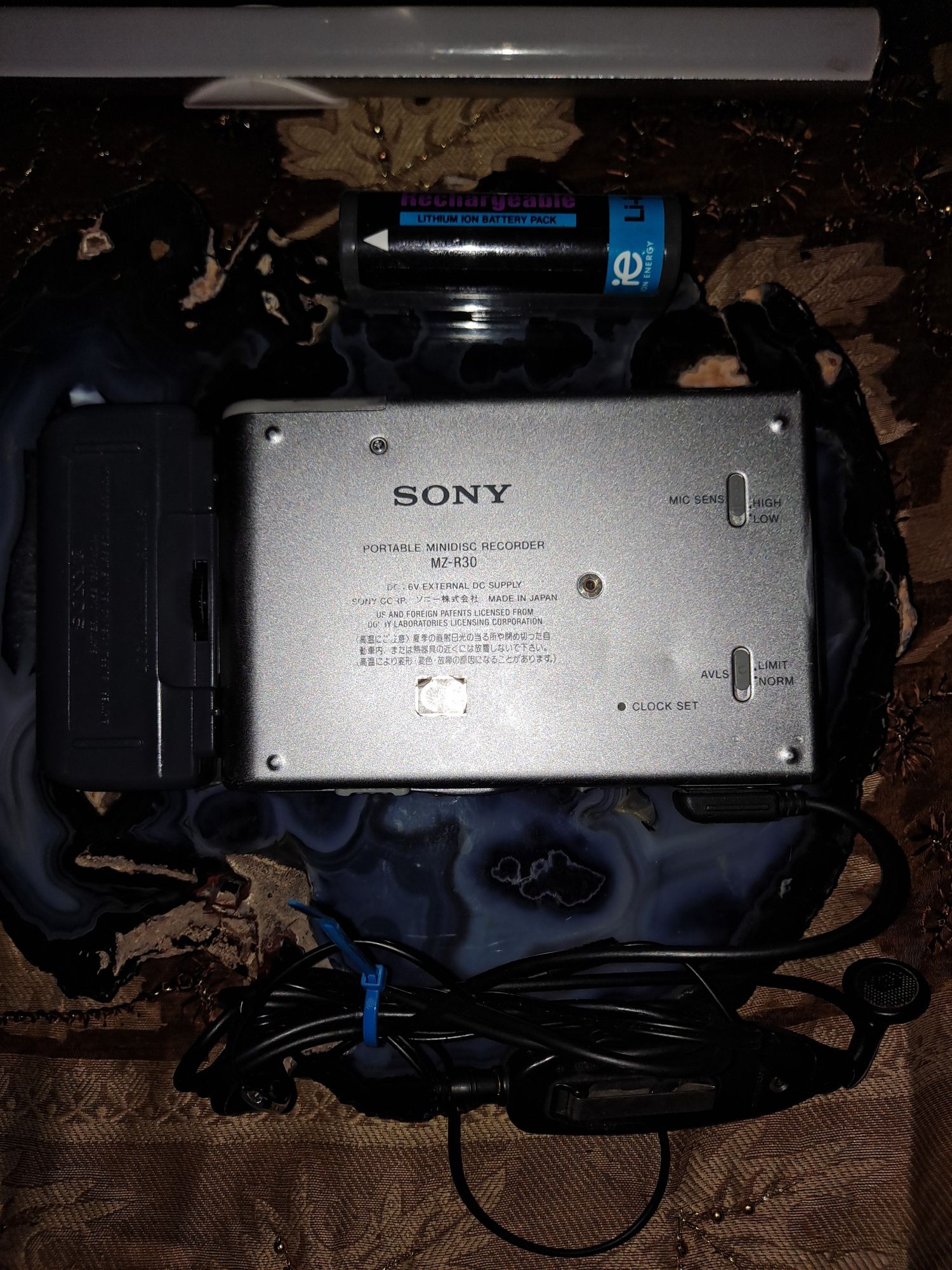 Sony MZ-R30 MiniDisc