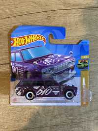 hot wheels datsun bluebird wagon [510]