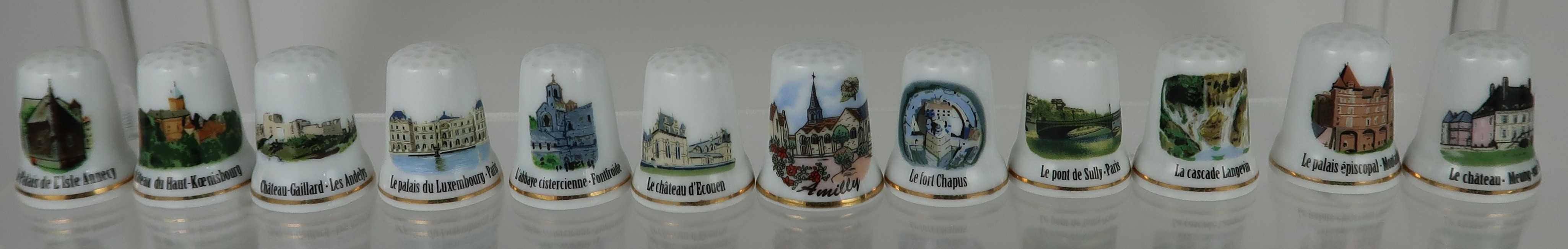 Lote de 25 dedais em porcelana
