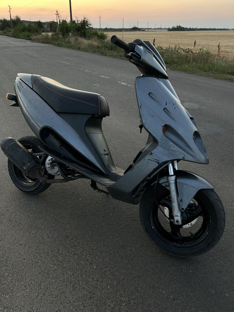 Продам malaguti f12 fhantom LC