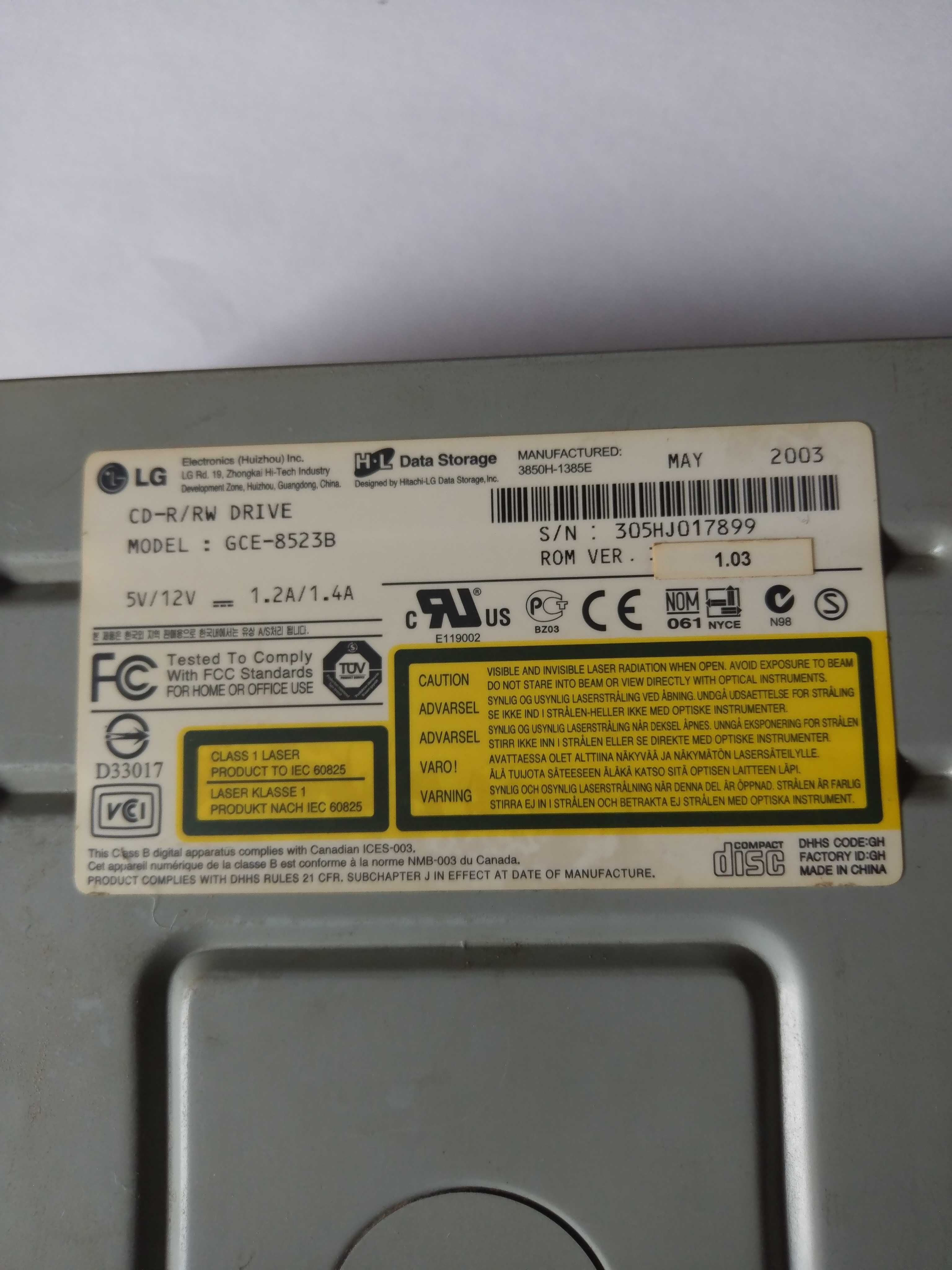 Stare napędy CD, złącze starego typu, marki LG i ACER