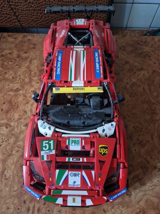 LEGO Technic 42125 Ferrari 488 GTE AF