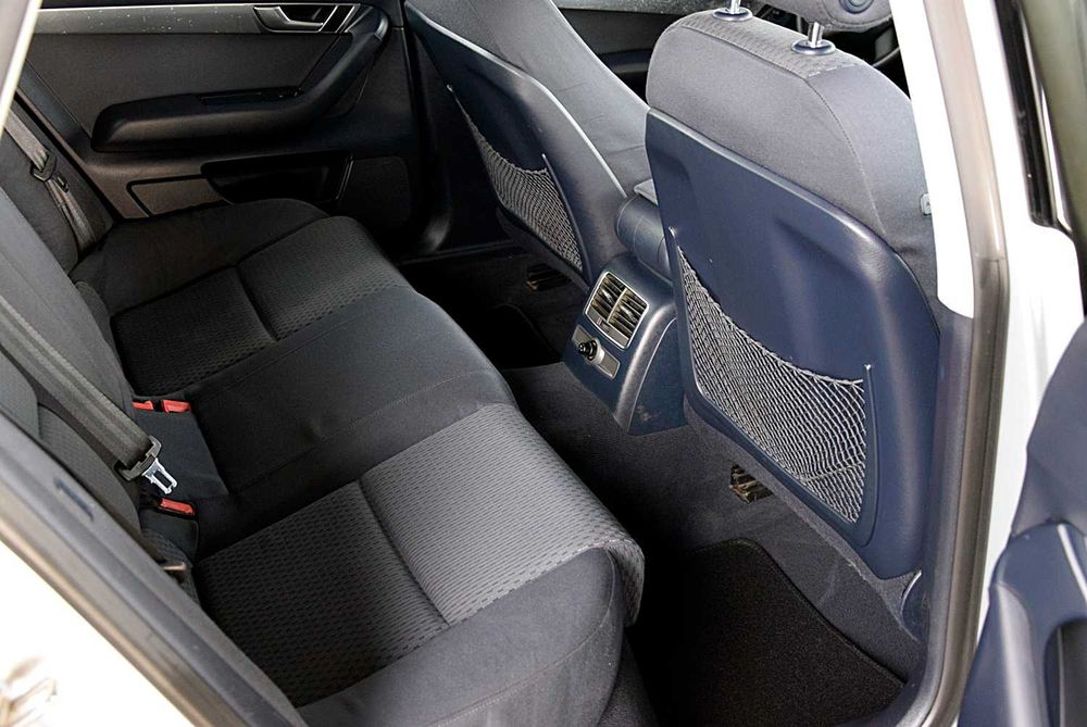 Audi A6, 2.4 benzyna, 2004 rok. Ładna, godna uwagi.