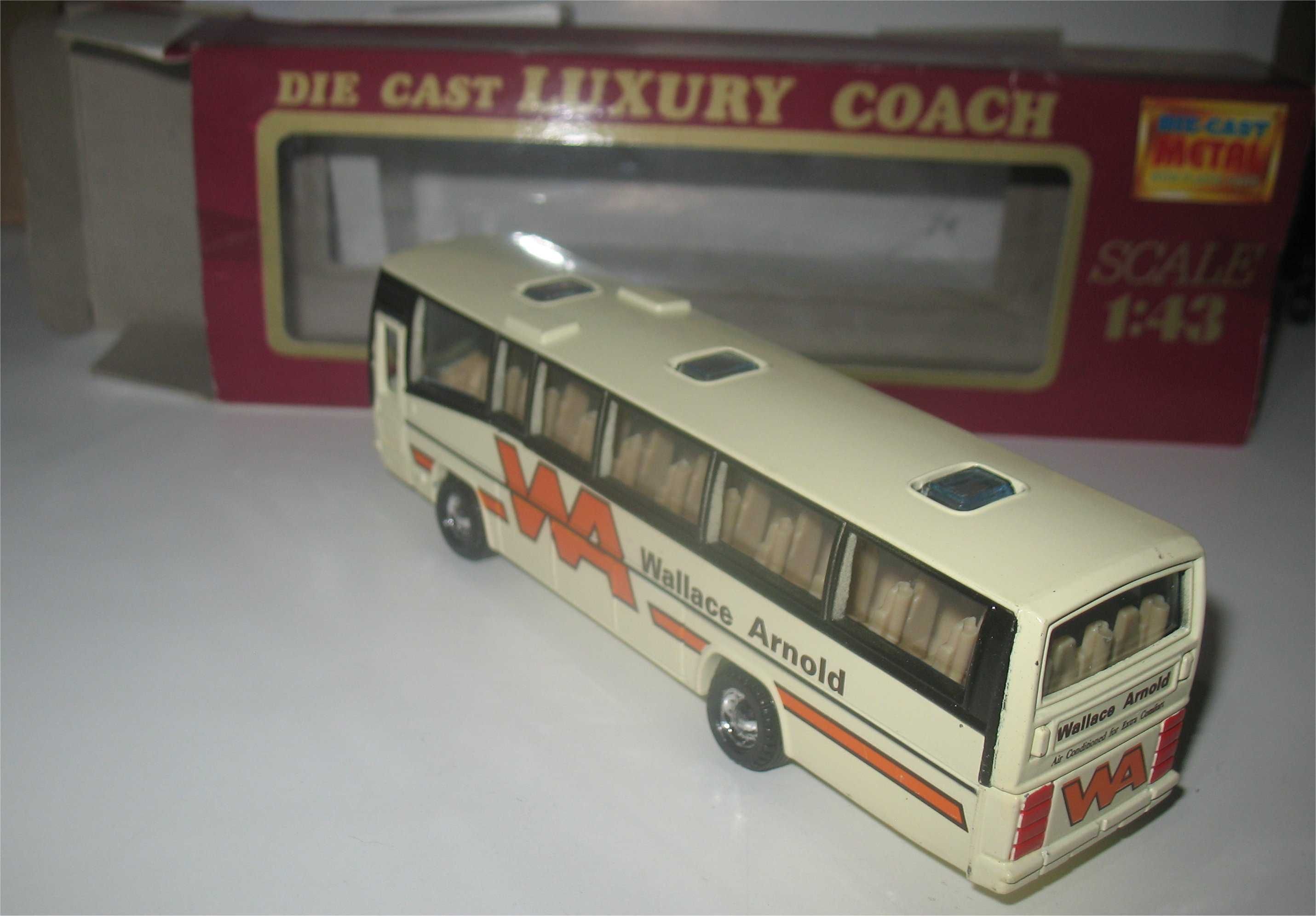 Autocarro Luxury Coach - Wallace Arnold