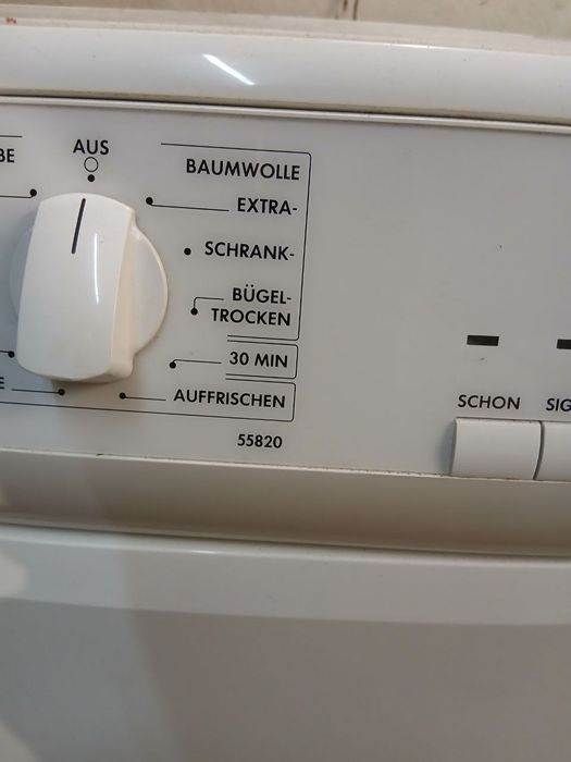 Сушильна машина AEG 55820